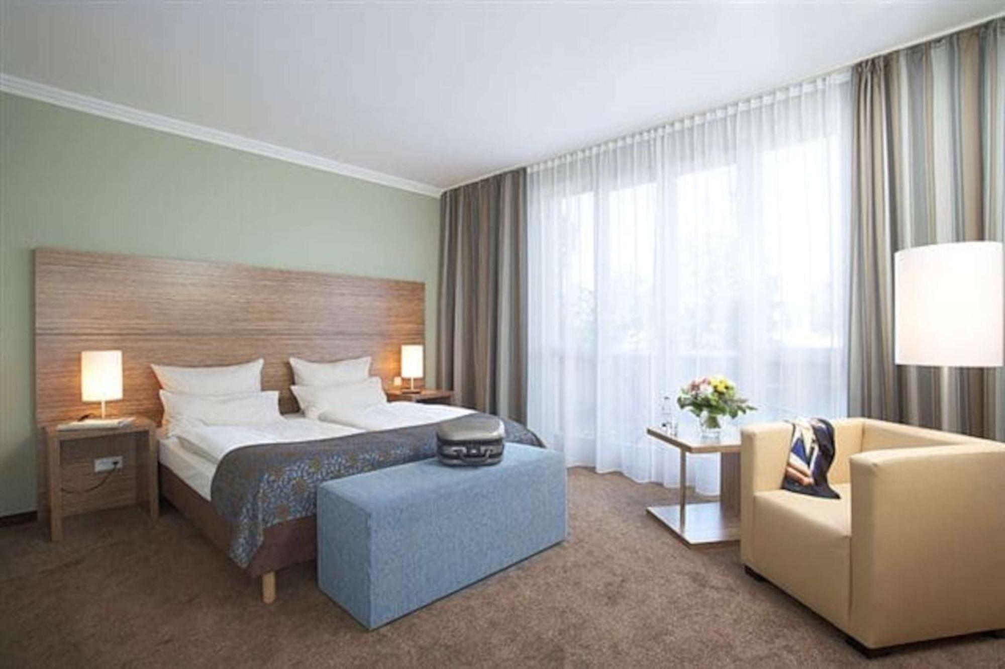 Hotel Central Regensburg Citycentre, Sure Hotel Collection By Best Western Extérieur photo