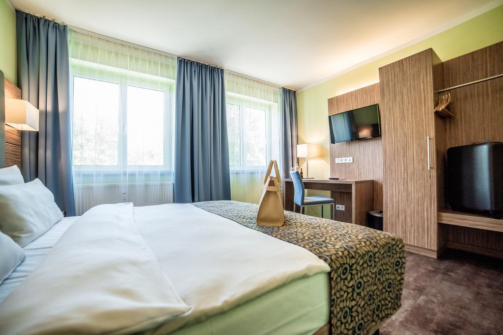 Hotel Central Regensburg Citycentre, Sure Hotel Collection By Best Western Extérieur photo